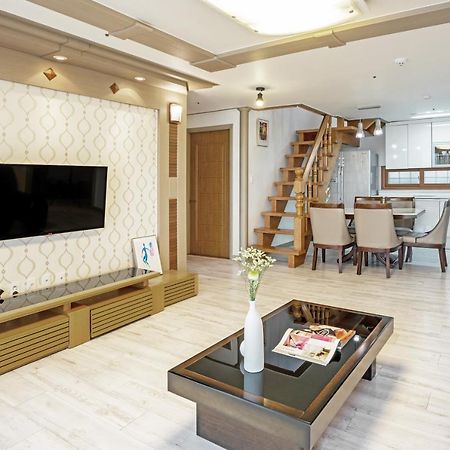 Home Fourest Resort جيوجي المظهر الخارجي الصورة