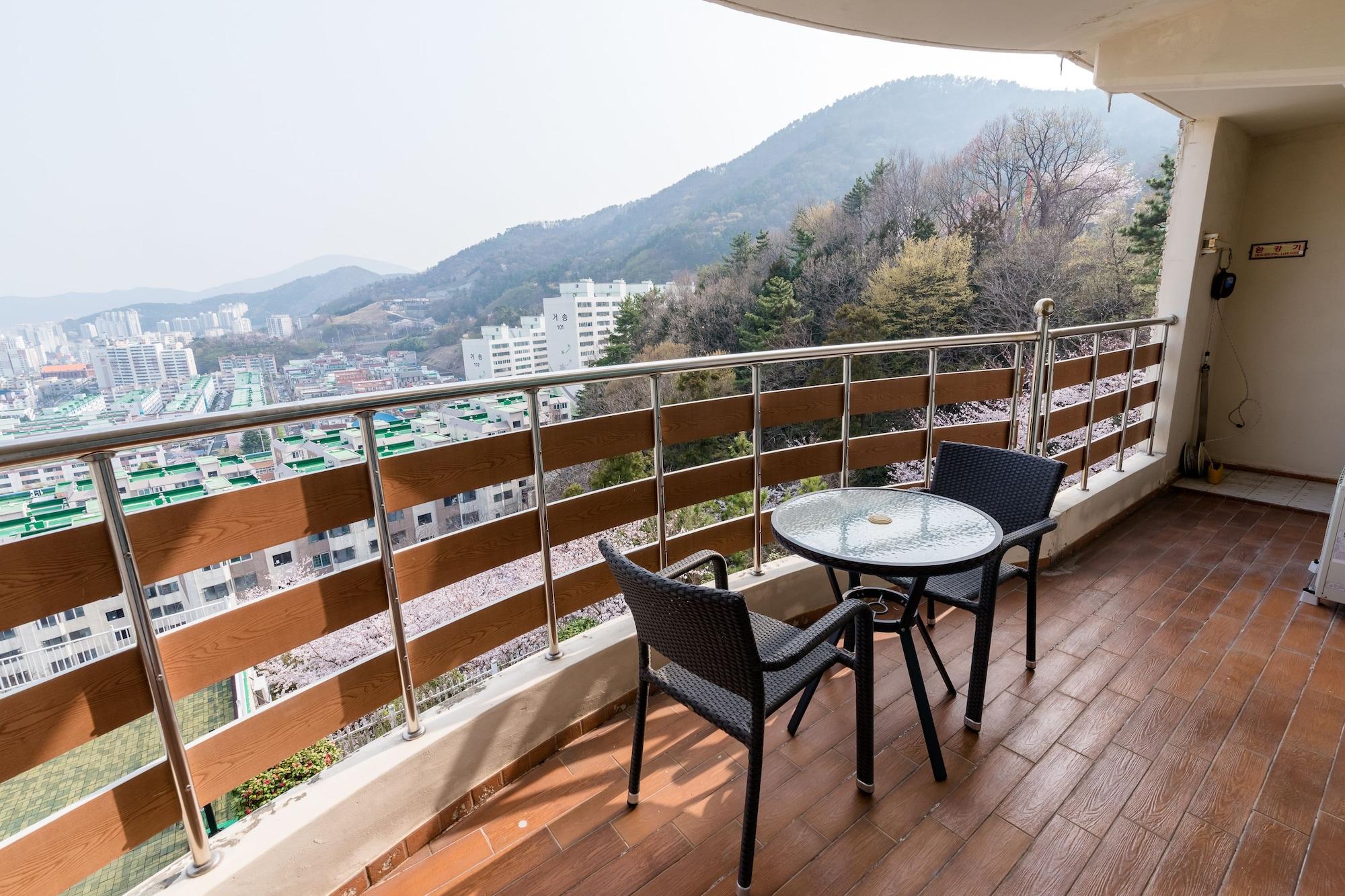 Home Fourest Resort جيوجي المظهر الخارجي الصورة