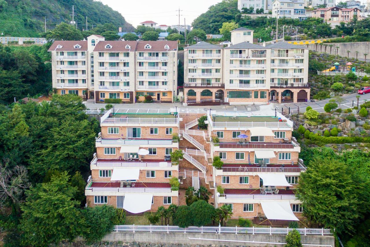 Home Fourest Resort جيوجي المظهر الخارجي الصورة
