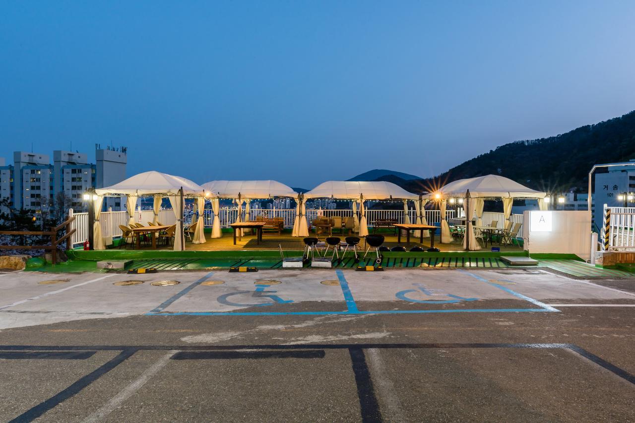 Home Fourest Resort جيوجي المظهر الخارجي الصورة