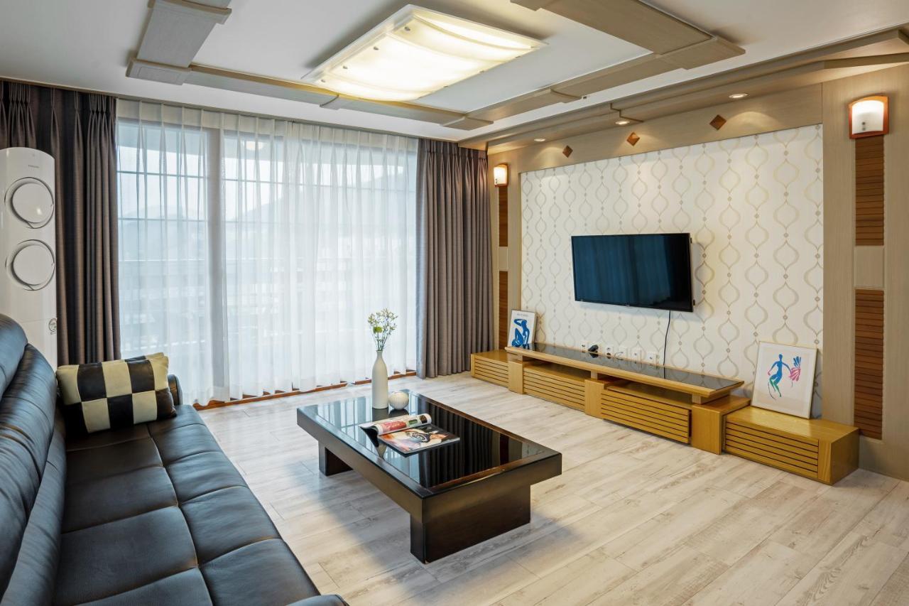 Home Fourest Resort جيوجي المظهر الخارجي الصورة